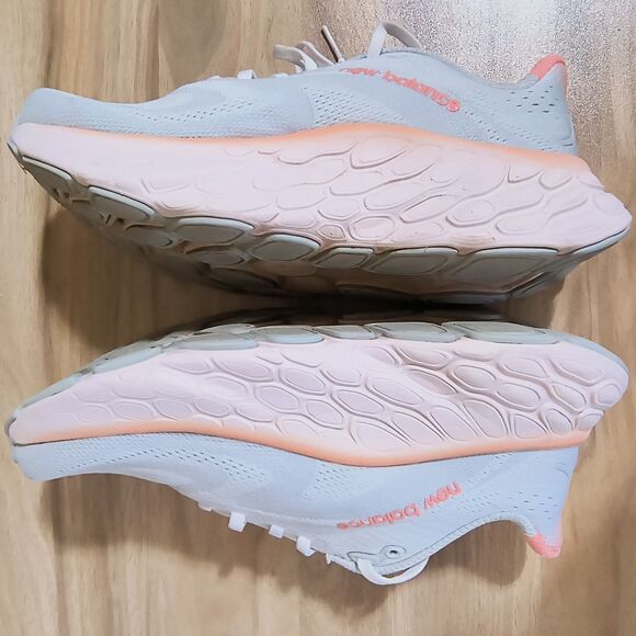 New Balance Fresh Foam X More V4 Running Shoes Women's Gray Size 8D Wide WMORCM4 - Picture 7 of 13